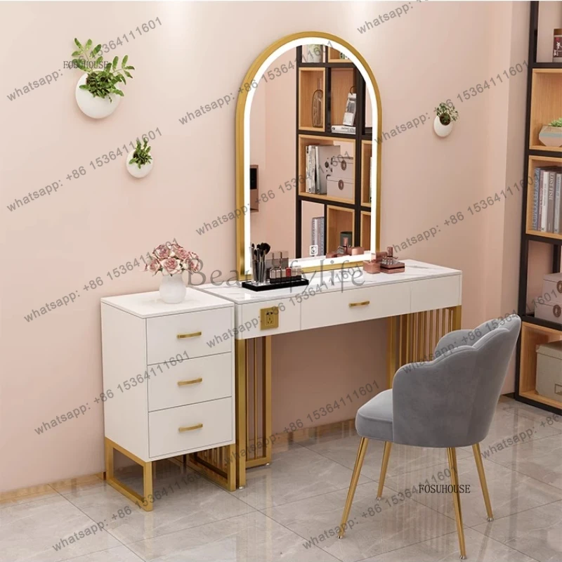 X4 Professional Store Makeup V - Beauty And Makeup Studio ulasan dan harga