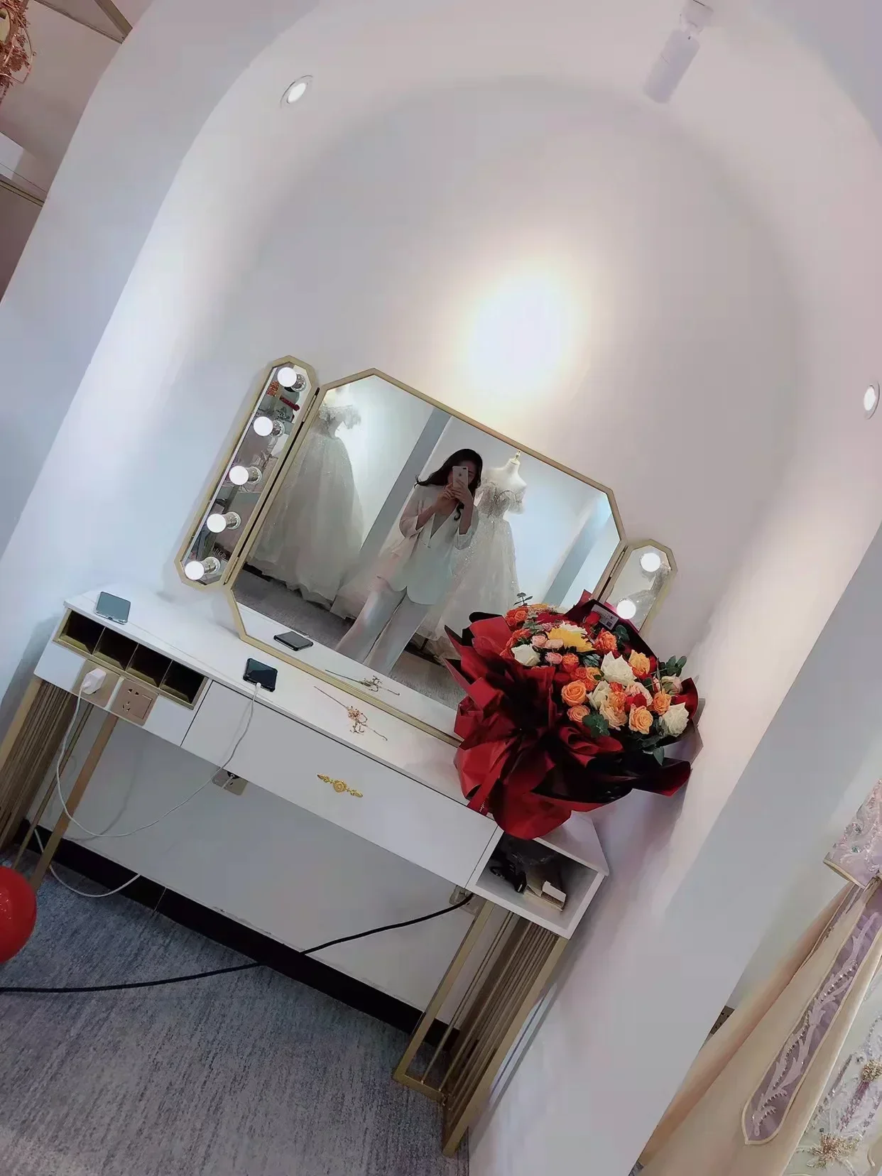 Photo studio rock dresser make - Beauty And Makeup Studio ulasan dan harga